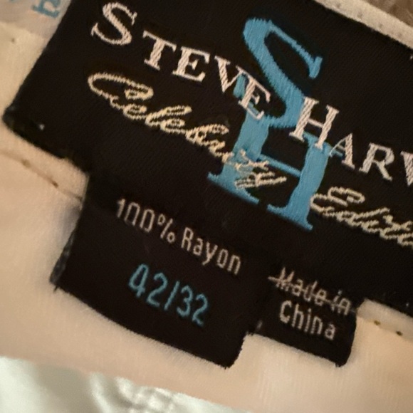 Men's Classic Beige Chinos - Picture 2 of 4